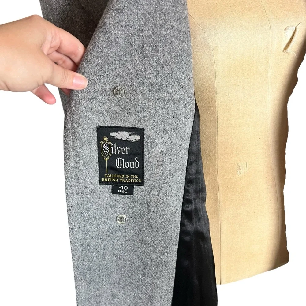 Silver Cloud men’s grey wool blend warm winter overcoat SZ 40‎